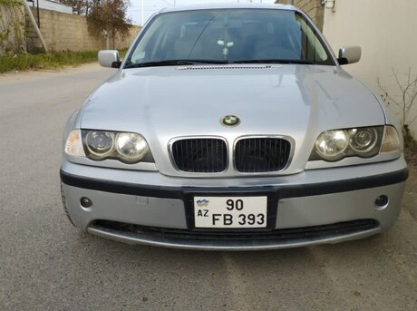 BMW 323 2000