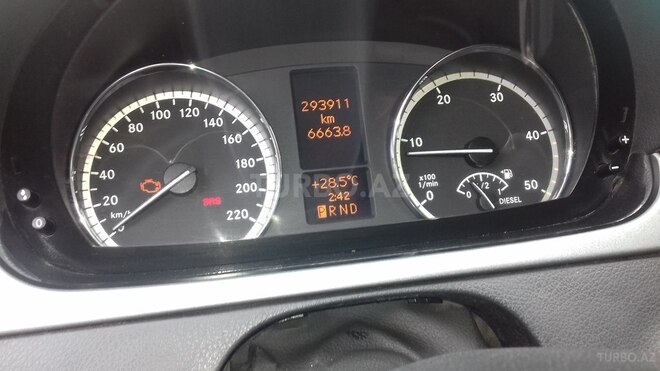 Mercedes Vito 112 2014, 293,211 km - 2.2 l - Zaqatala