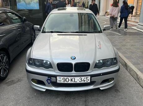 BMW 323 1999