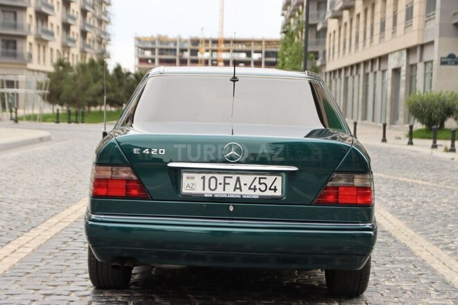 Mercedes E 420 1995, 183,000 km - 4.2 l - Bakı