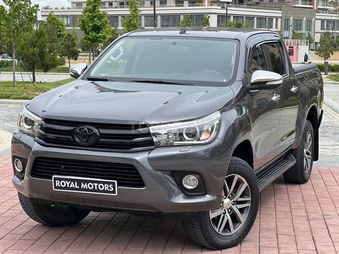 Toyota Hilux 2016, 99,000 km - 2.8 l - Bakı