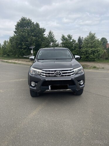 Toyota Hilux 2019, 130,000 km - 2.4 l - Gəncə