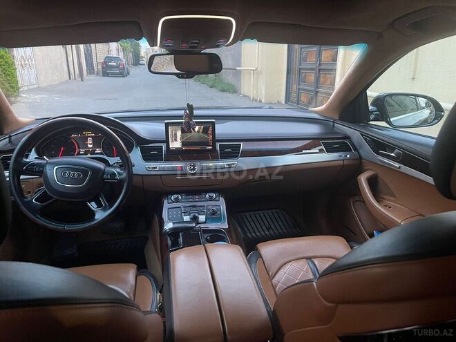 Audi A8 2013, 245,000 km - 4.0 l - Bakı