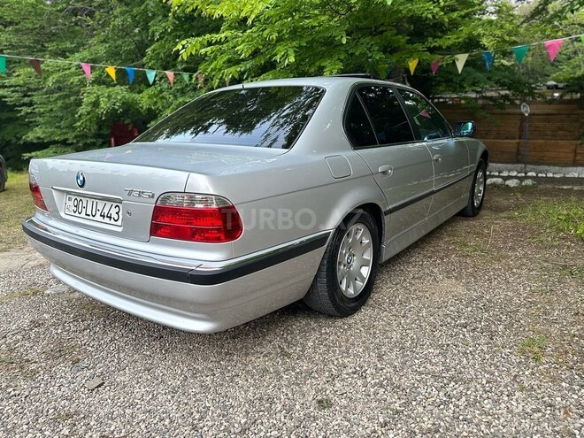 BMW 735 1998, 436,000 km - 3.5 l - Qusar