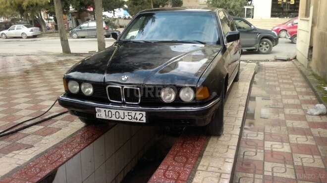 BMW 740 1988, 252,000 km - 3.0 l - Bakı
