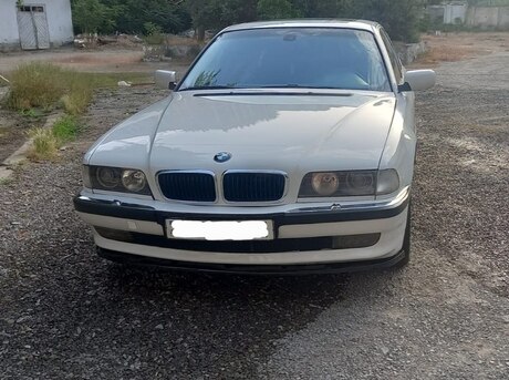 BMW 728 1998