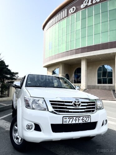 Toyota Hilux 2012, 270,000 km - 2.5 l - Bakı