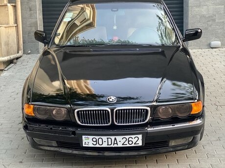 BMW 735 2000