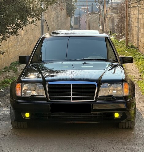 Mercedes E 280 1993, 260,000 km - 2.8 l - Bakı