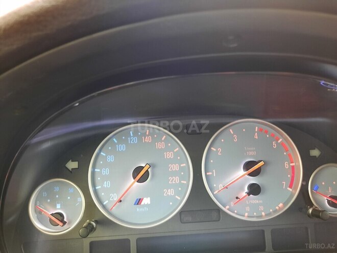 BMW 525 2001, 180,000 km - 2.5 l - Bakı