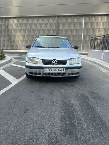 Volkswagen Bora 2001, 247,000 km - 1.8 l - Bakı