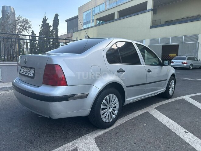 Volkswagen Bora 2001, 247,000 km - 1.8 l - Bakı