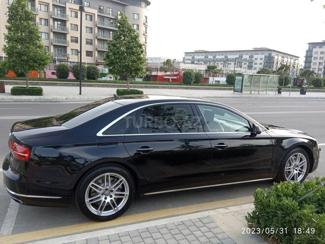 Audi A8 2014, 300,000 km - 4.0 l - Bakı