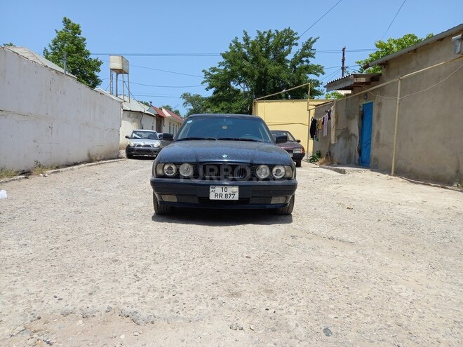 BMW 525 1995, 361,530 km - 2.5 l - Sumqayıt