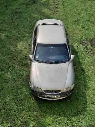 Opel Vectra 1998, 392,000 km - 1.6 l - Balakən