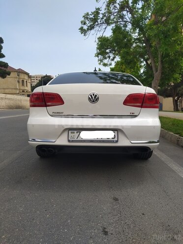 Volkswagen Passat 2013, 194,000 km - 1.8 l - Bakı