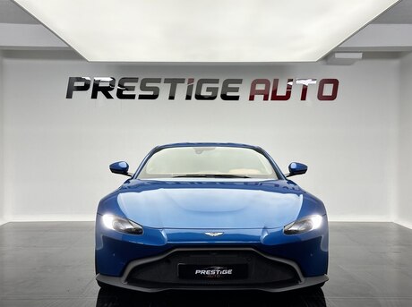 Aston Martin  2020