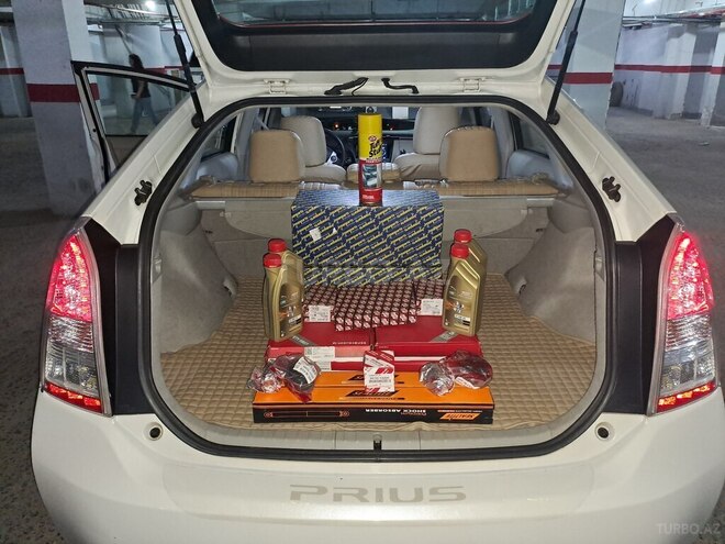 Toyota Prius 2010, 155,000 km - 1.8 l - Bakı