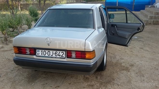 Mercedes 190 1991, 300,000 km - 2.0 l - Bakı