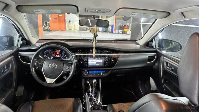 Toyota Corolla 2013, 158,600 km - 1.8 l - Bakı