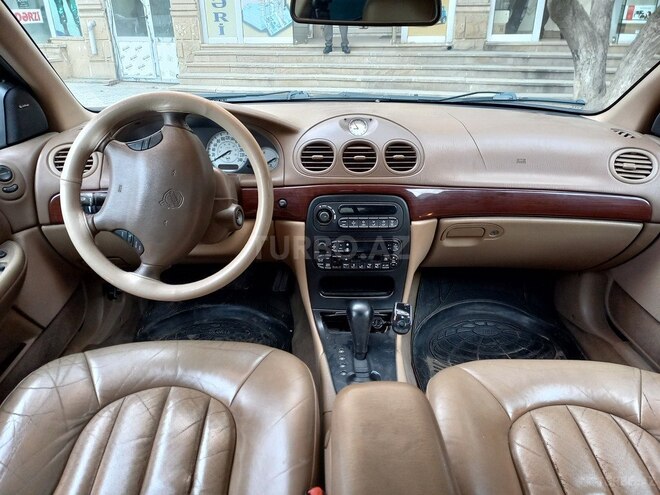 Chrysler  1998, 280,000 km - 2.7 l - Gəncə
