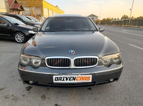 BMW 735 2003