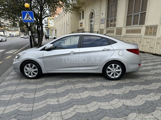 Hyundai Accent 2012, 150,000 km - 1.6 l - Bakı