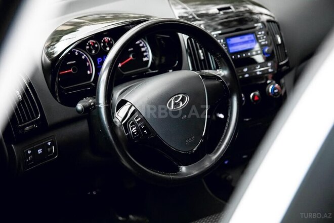 Hyundai i30 2009, 192,000 km - 1.6 l - Bakı