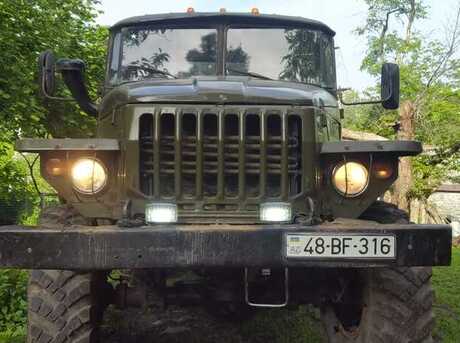 Ural 4320 1988