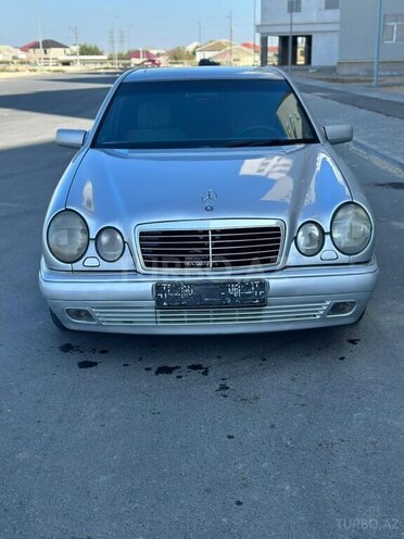 Mercedes E 230 1997, 235,632 km - 2.3 l - Bakı