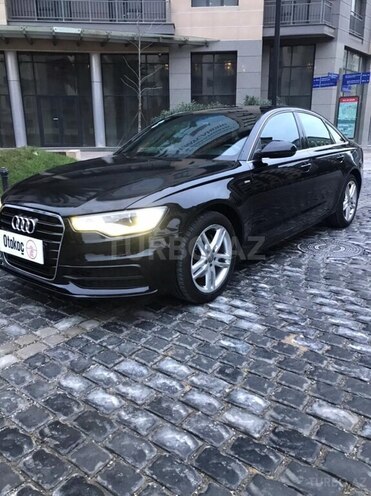 Audi A6 2014, 273,394 km - 2.0 l - Bakı