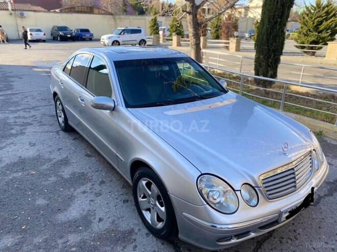 Mercedes E 270 2003, 290,000 km - 2.7 l - Bakı