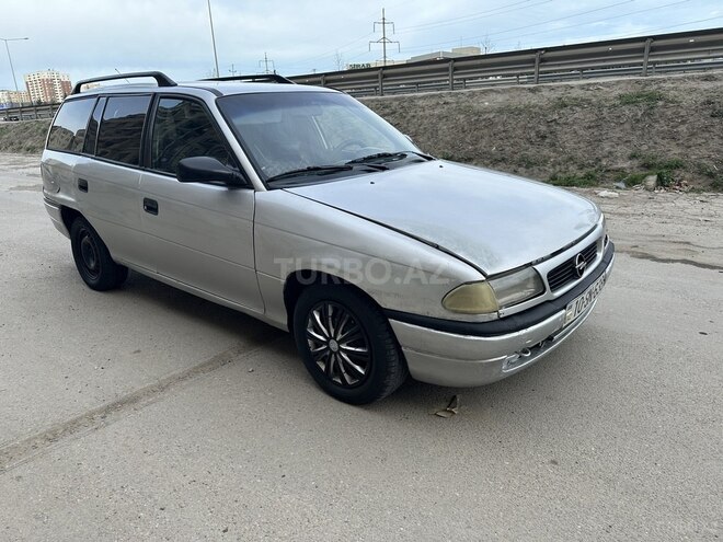 Opel Astra 1997, 228,000 km - 1.6 l - Bakı