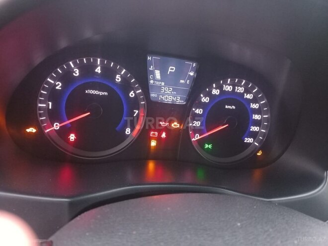 Hyundai Accent 2013, 140,000 km - 1.6 l - Bakı