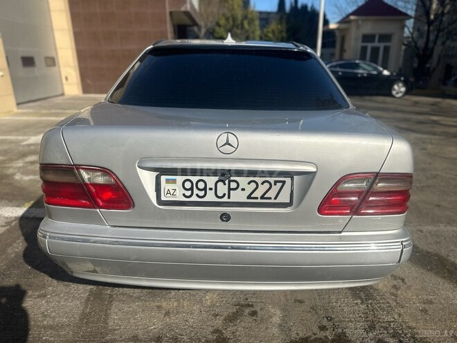 Mercedes E 270 2000, 440,000 km - 2.7 l - Bakı