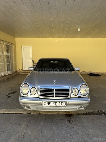 Mercedes E 240 1998, 395,000 km - 2.4 l - Şəmkir