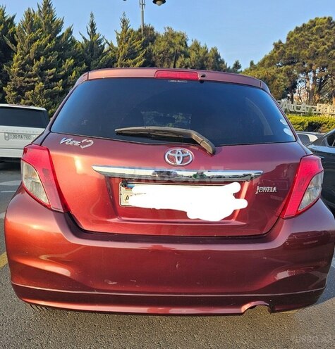 Toyota Vitz 2012, 98,000 km - 1.3 l - Bakı