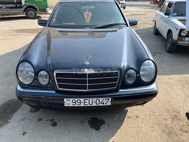 Mercedes E 220 1999, 649,000 km - 2.2 l - Goranboy