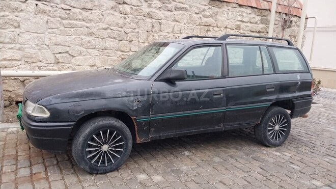 Opel Astra 1994, 300,000 km - 1.7 l - Bakı