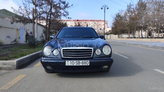 Mercedes E 320 1998, 460,566 km - 3.2 l - Yevlax