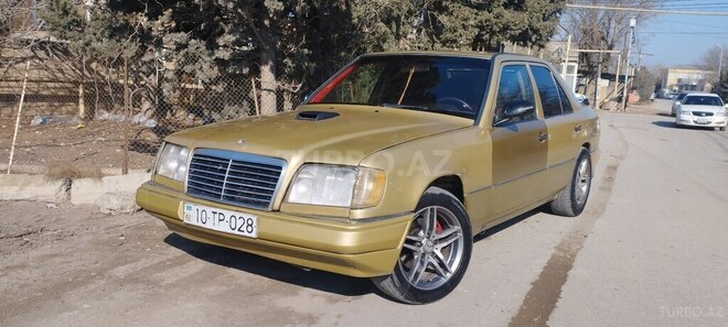 Mercedes E 250 1992, 285,000 km - 2.5 l - Bakı