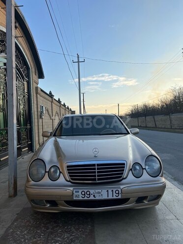 Mercedes E 320 2000, 295,000 km - 3.2 l - Balakən