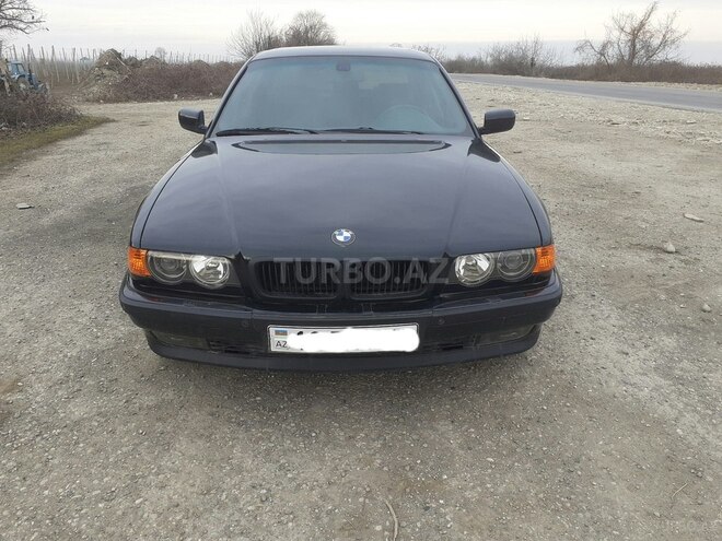 BMW 740 1998, 195,500 km - 4.0 l - Qusar