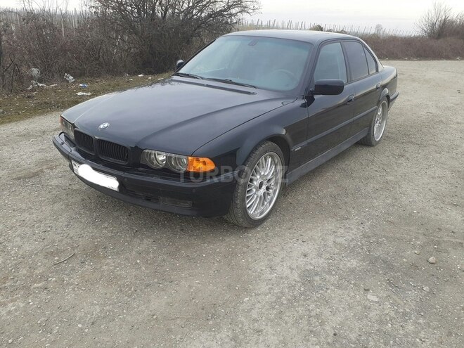 BMW 740 1998, 195,500 km - 4.0 l - Qusar