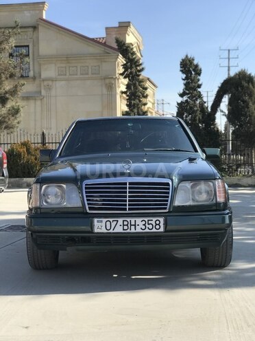 Mercedes E 300 1993, 124,000 km - 3.0 l - Sabirabad