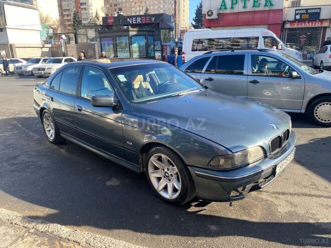 BMW 528 2000, 264,000 km - 2.8 l - Bakı