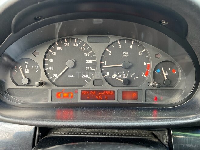 BMW 323 1998, 264,000 km - 2.5 l - Bakı