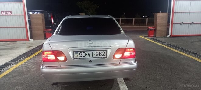 Mercedes E 200 1997, 450,000 km - 2.0 l - Gəncə