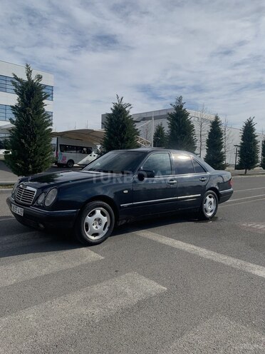 Mercedes E 230 1997, 298,008 km - 2.3 l - Kürdəmir