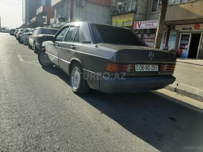 Mercedes 190 1992, 258,000 km - 1.8 l - Bakı
